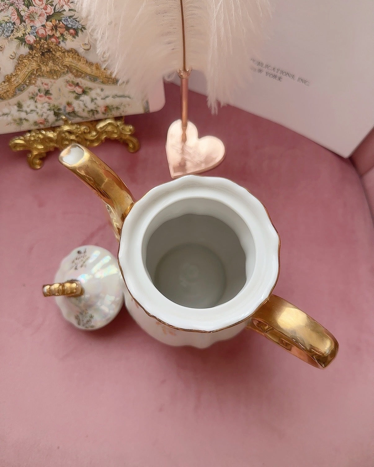 Vintage tea pot