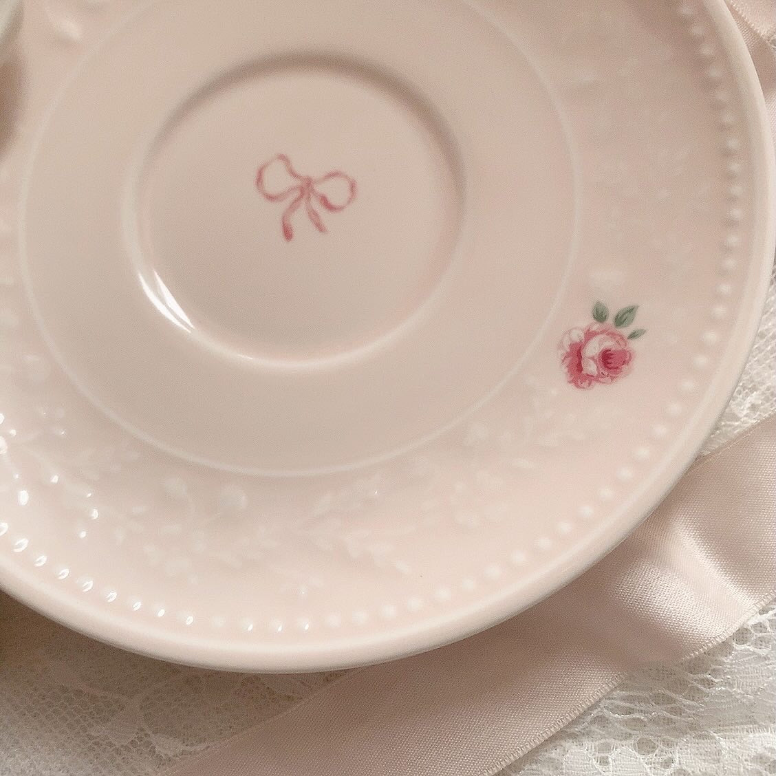 Rose ribbon cup&saucer