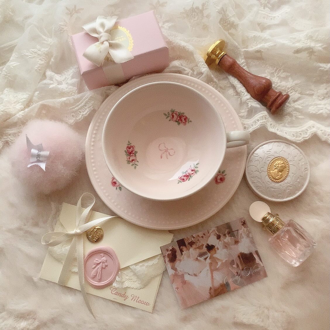Rose ribbon cup&saucer