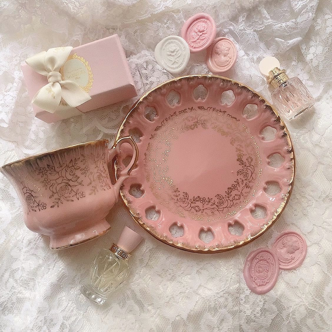 Adorable pink cup&saucer