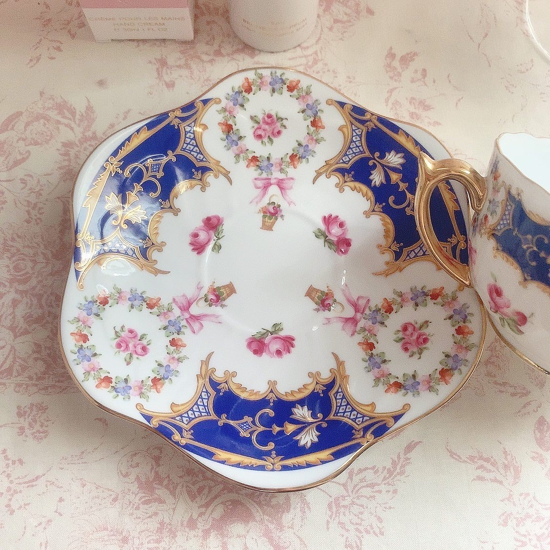 Blue rose garden cup&saucer