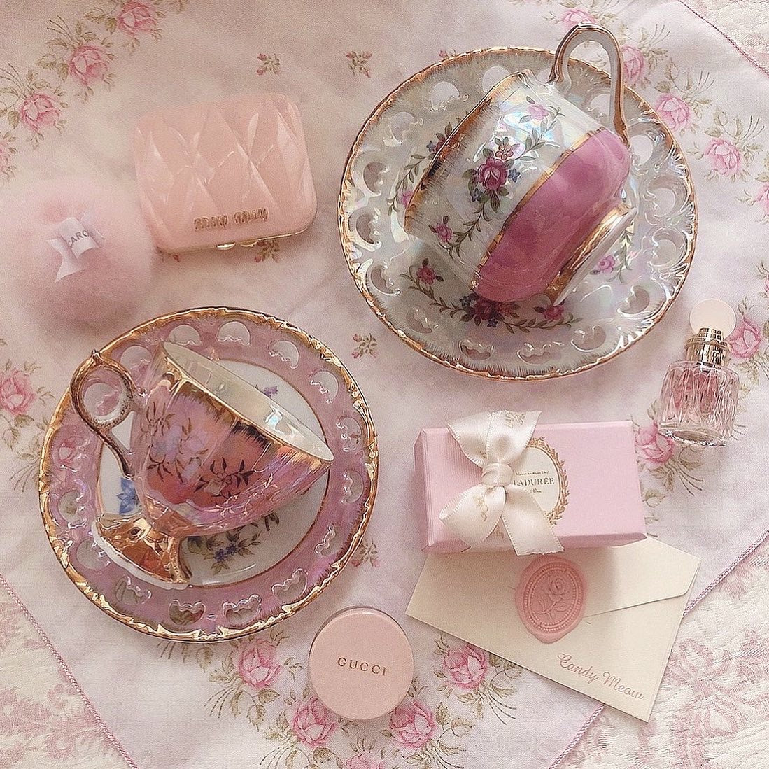 Pink aurora cup&saucer