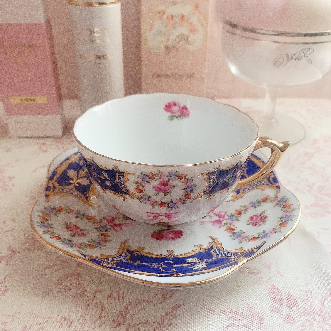 Blue rose garden cup&saucer