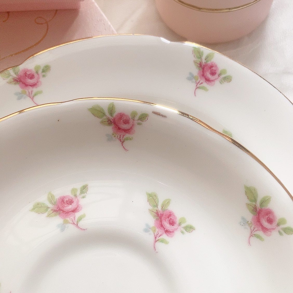 Endearing rose cup&saucer,plate(trio)